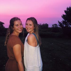 Meet your Posher, Meaghan